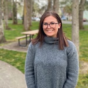 Meet your Posher, Abi